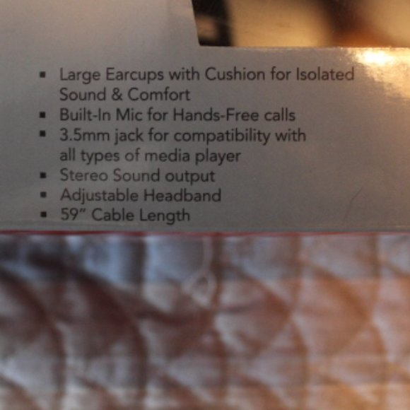 ⭐️CLEARANCE SALE⭐️💖HOST PICK💖 Stereo Bass Headphones with mic - Picture 10 of 13